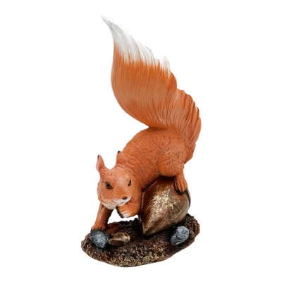 Белка на большем орехе, высота 31 см